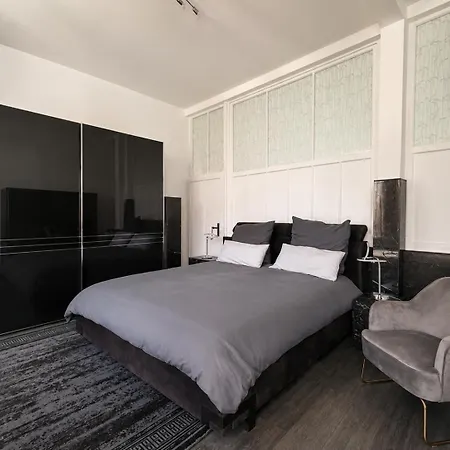 White House - Loft Sky Apartment *